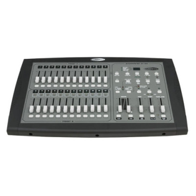 SHOWTEC - 50830 - SHOWMASTER 24 MKII Consolle controller DMX a 24 canali